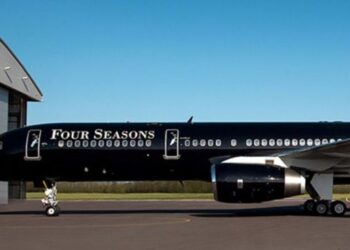 Four Seasons’ Private Jet Review: First Look Inside Newly Branded 757 ...